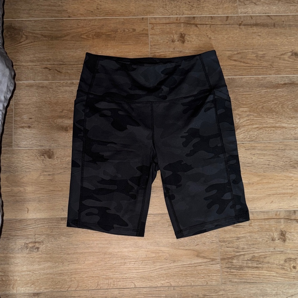 DSG Black Camouflage Women's Shorts